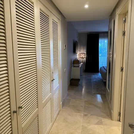 Luxury * Μαρμπέλλα